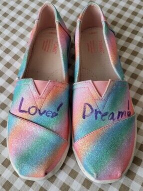 TOMS Kids Pastel Rainbow Glitter Slip-Ons with "Love" & "Dream" Size 4